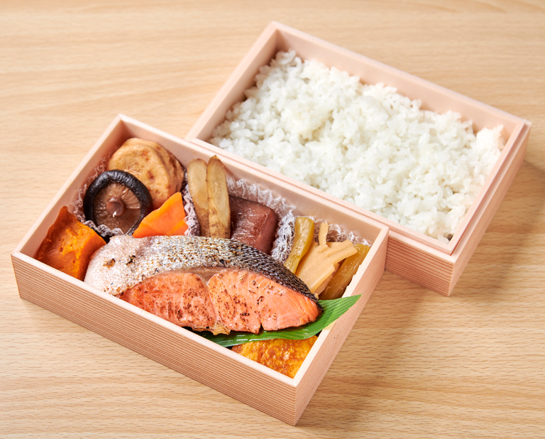 〈佃浅〉【2段膳】トロける炙り銀鮭