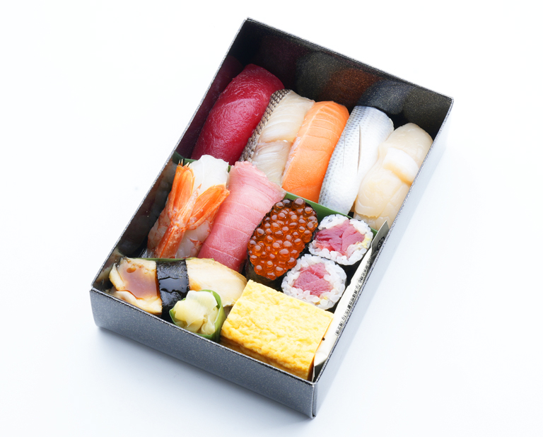 〈つきじ 鈴富〉すし富