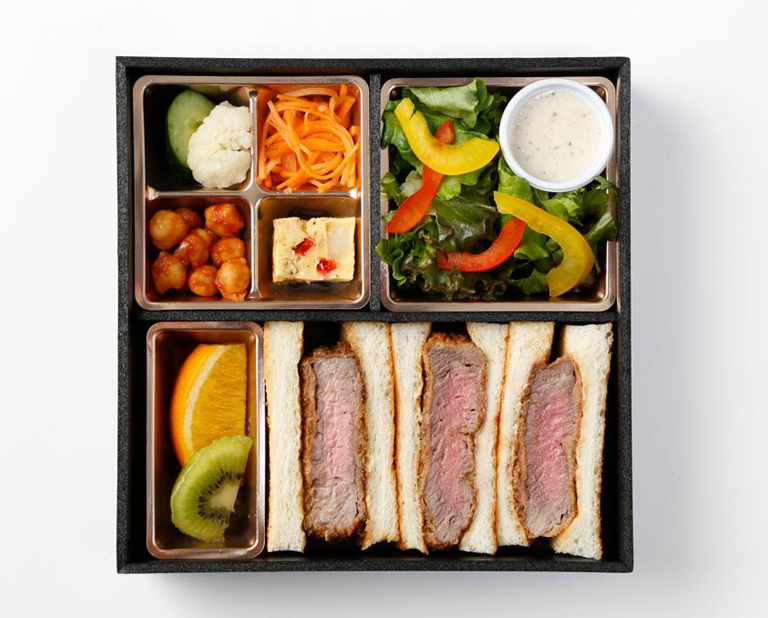 〈西洋銀座〉牛フィレ肉のサンドイッチ弁当