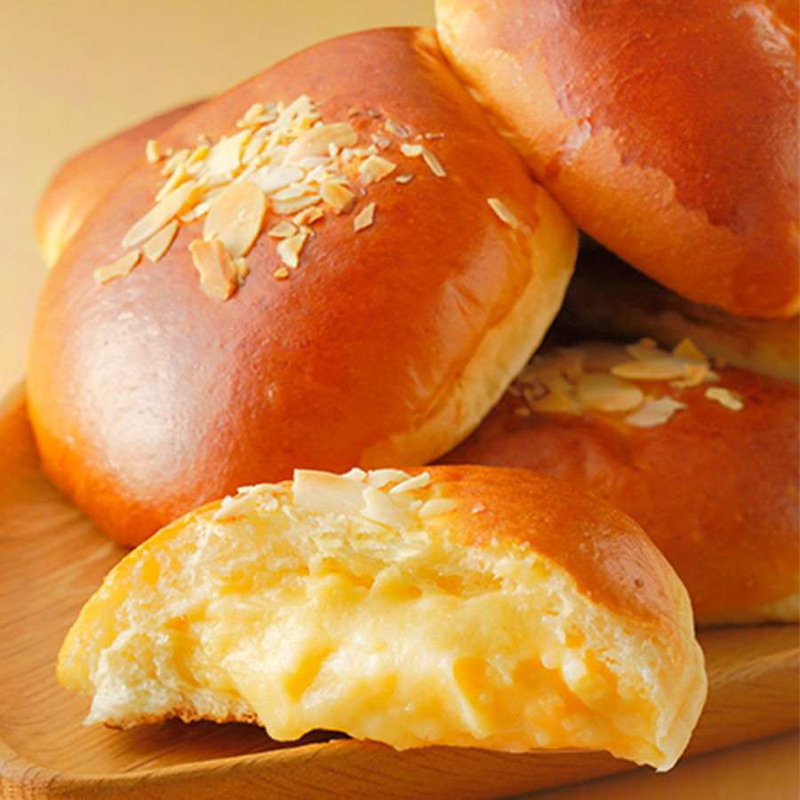 〈バックハウスイリエ〉クリームパン