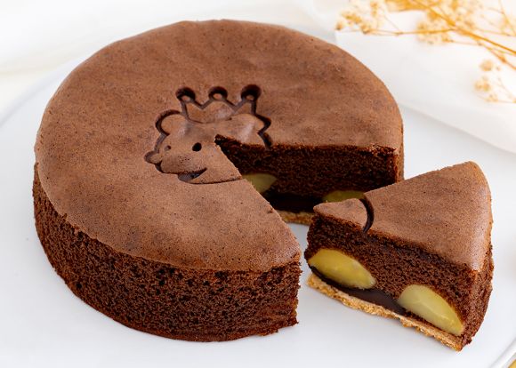 〈ケーニヒス クローネ〉