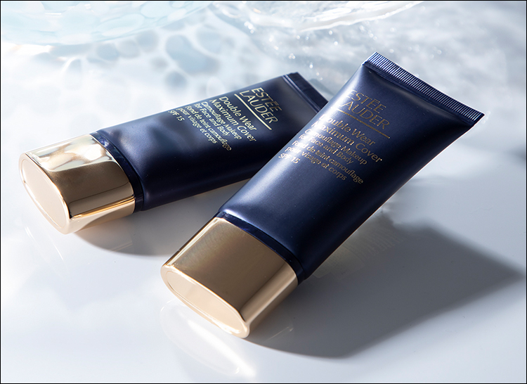 〈エスティ ローダー〉ダブル ウエア マキシマム カバー メークアップ SPF15